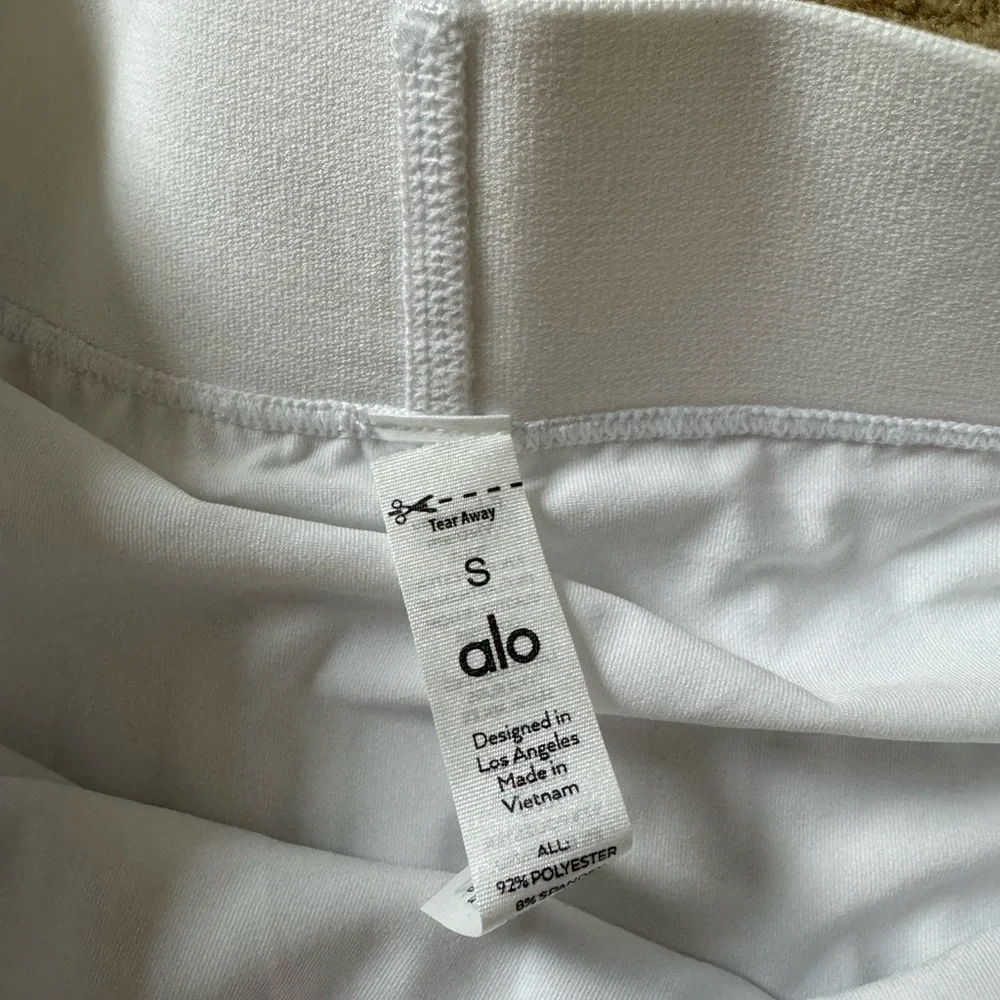 NWOT new without tags Alo tennis pleated skirt